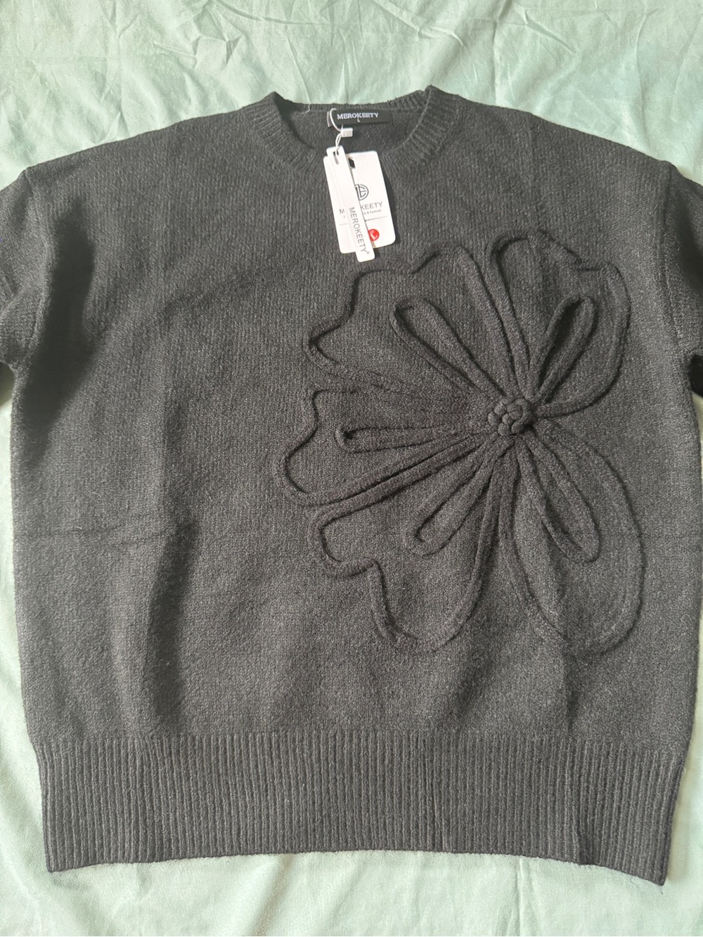 Women's black  Floral Knit Sweater size L